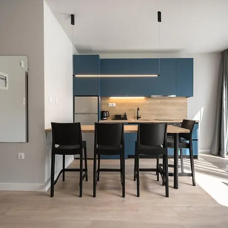 #luxlikehome Lux Locals 2 Apartment