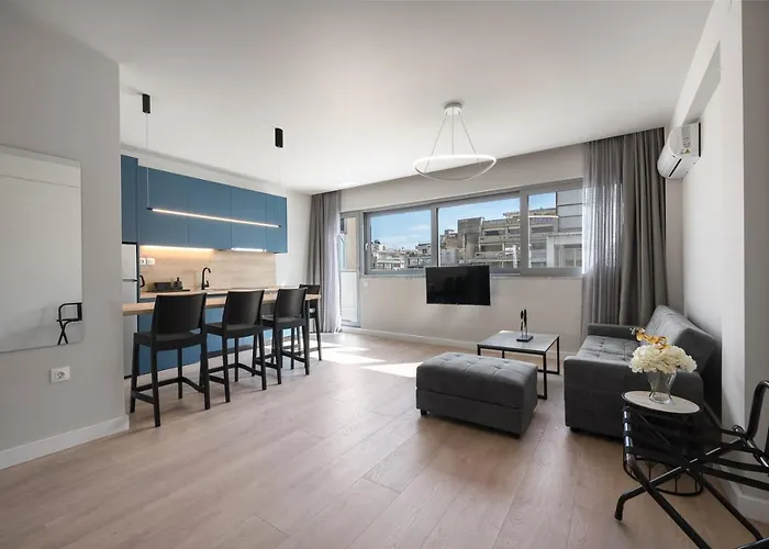 Lux Locals 2 By Luxlikehome Apartament *