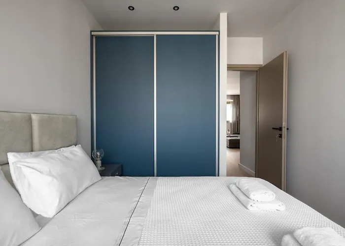 Apartament Lux Locals 2 By Luxlikehome